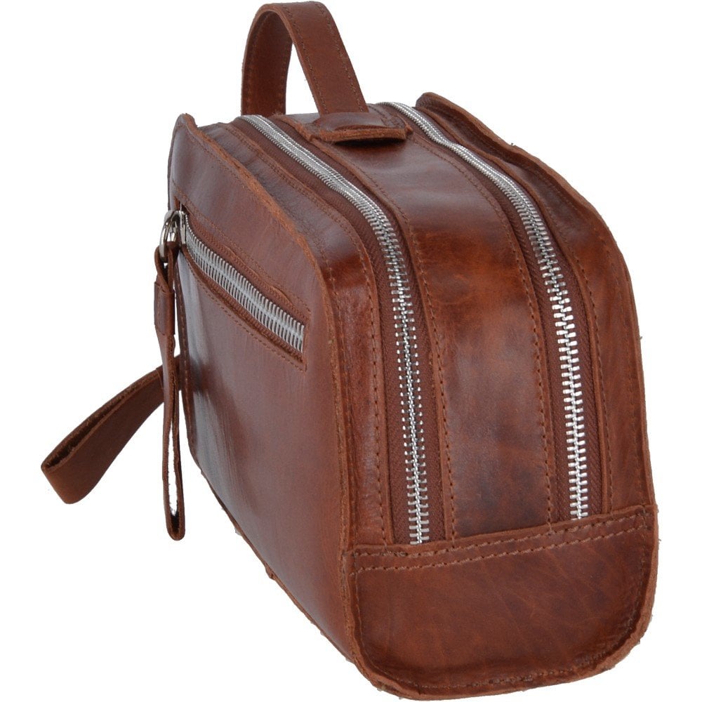 Two Section Oily Hunter Leather Wash Bag Tan : 1667