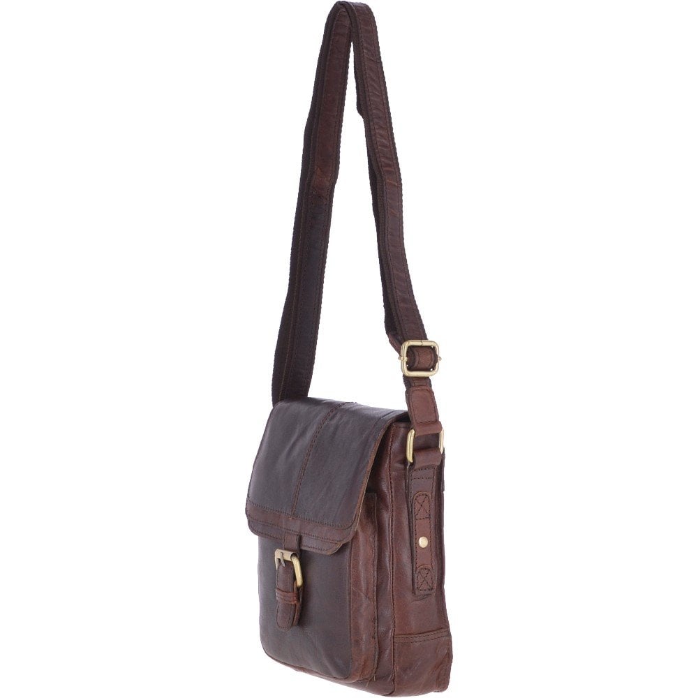 Small Vintage Wash Leather Travel Bag Brandy: G-31