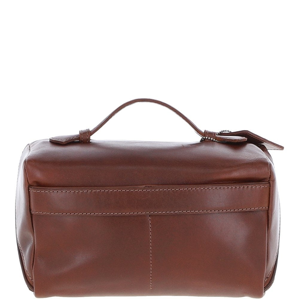 Leather Washbag Chestnut: K-49