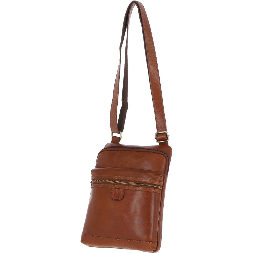 Ashwood Leather Medium Flight Bag Honey: T-71